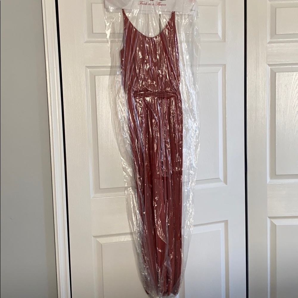Lush knit maxi dress in color solid Marsala - Picture 3 of 8